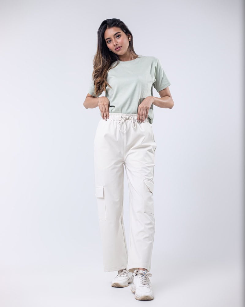 "Off White Wide-Leg High-Waist Cargo Sweatpants | Women | The Flexo"