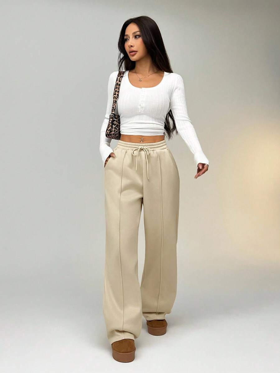 "Beige-Leg High-Waist Sweatpants | Women | The Flexo"