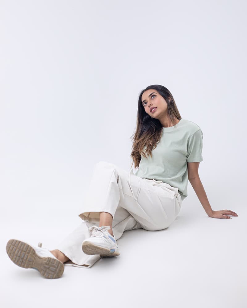 "Off White Wide-Leg High-Waist Cargo Sweatpants | Women | The Flexo"