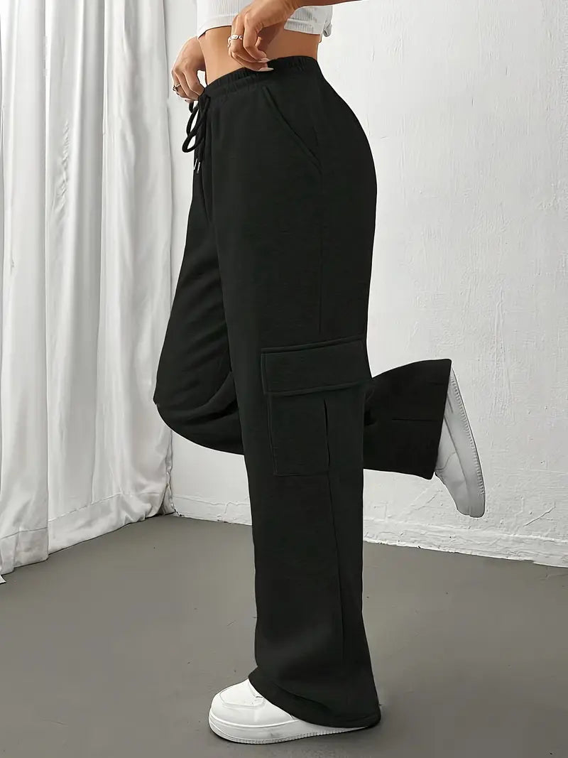 "Black Wide-Leg High-Waist Cargo Sweatpants | Women | The Flexo"